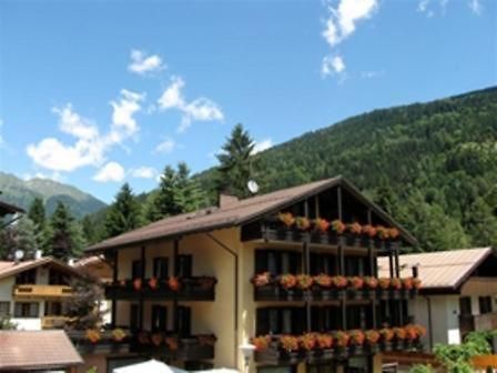 Hotel Binelli Pinzolo Extérieur photo