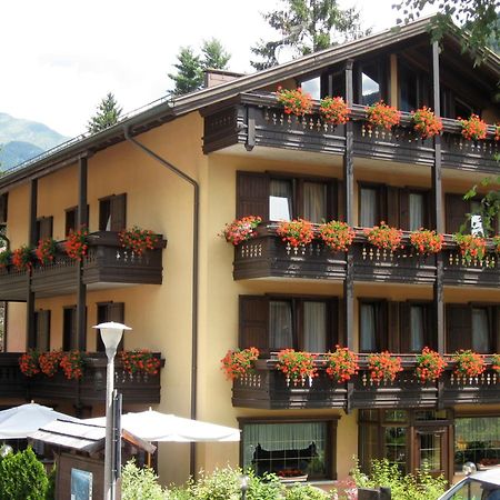 Hotel Binelli Pinzolo Extérieur photo